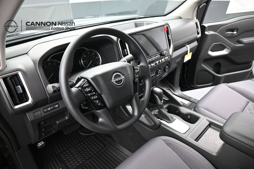 New 2027 Nissan Frontier SV RWD image 9