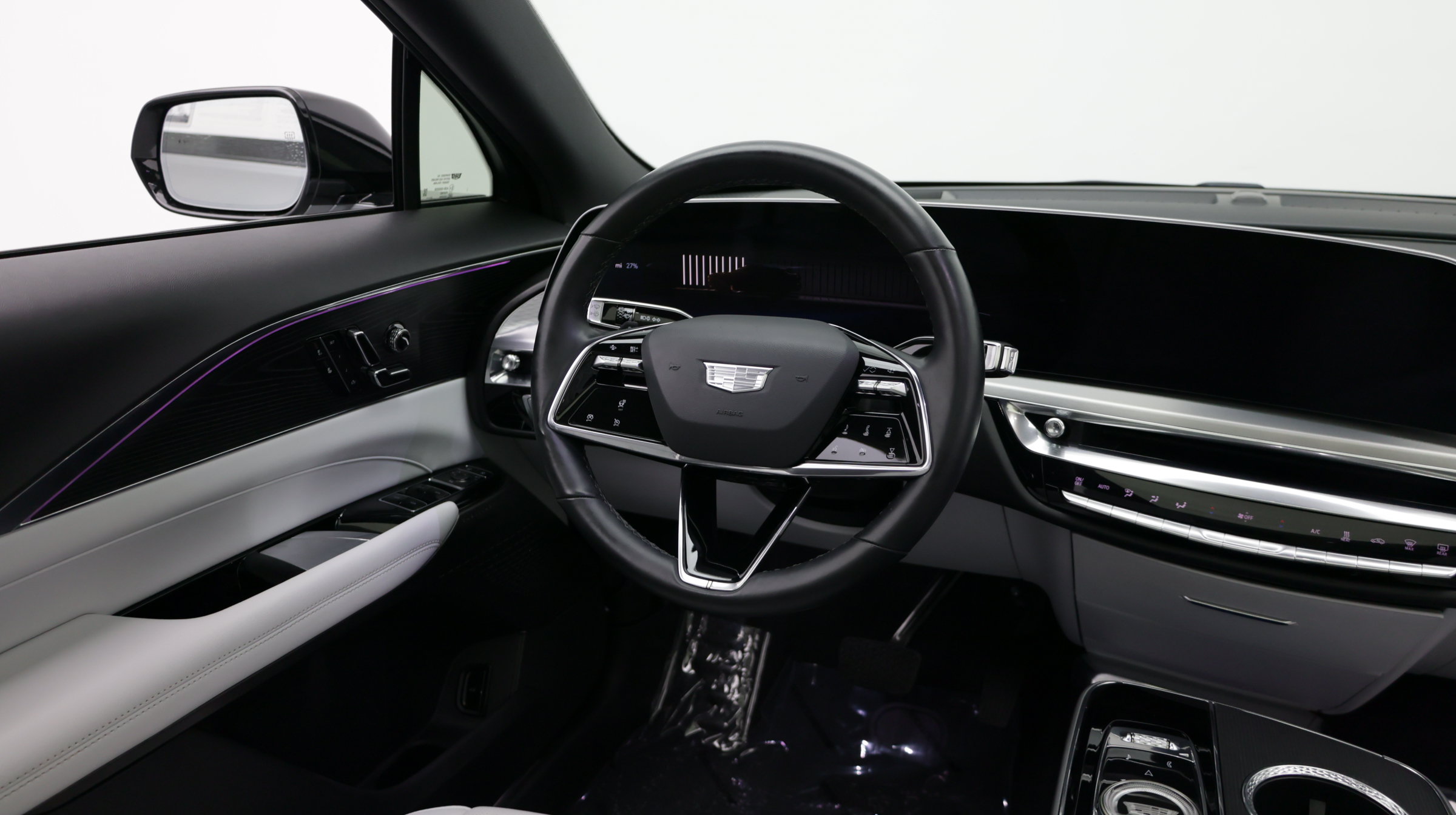 Used 2024 Cadillac Lyriq Luxury RWD image 29