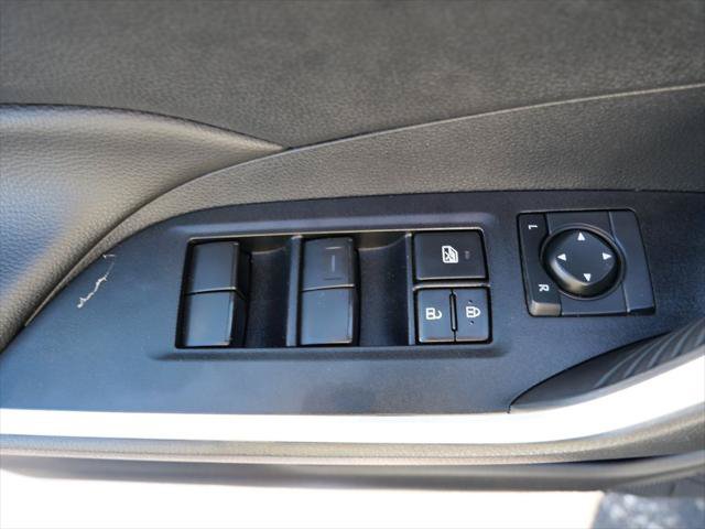 Certified 2025 Toyota RAV4 LE AWD/4WD image 16