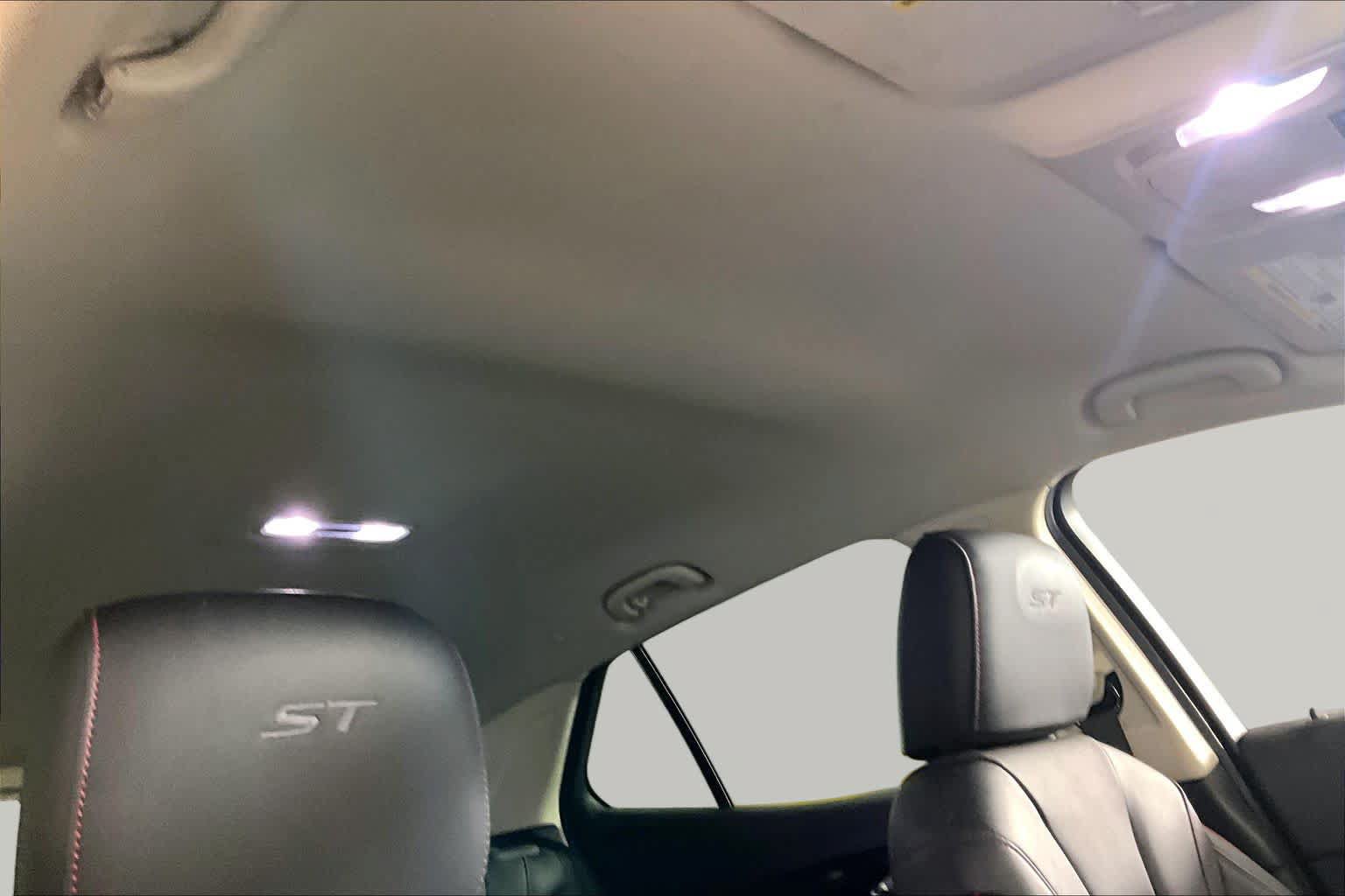 Certified 2023 Buick Envision Essence w/ Sport Touring Package FWD image 13