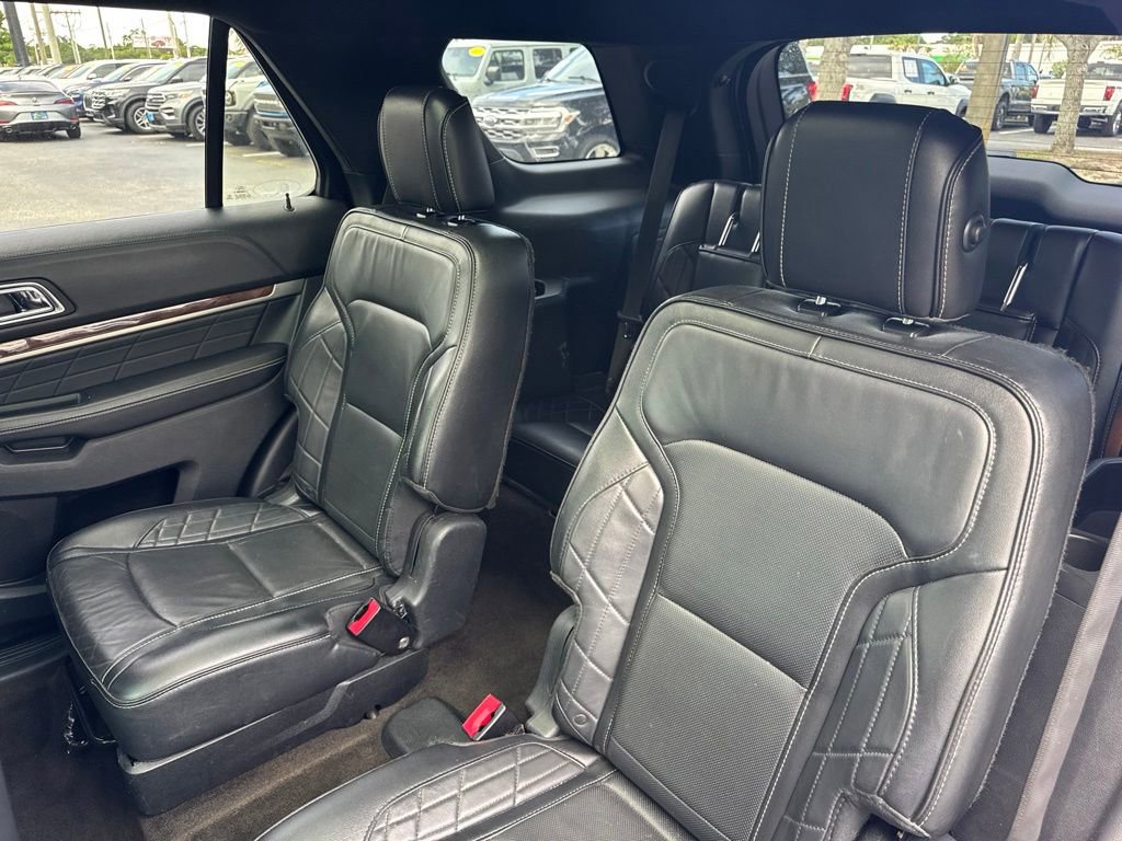 Used 2016 Ford Explorer Platinum AWD/4WD image 11