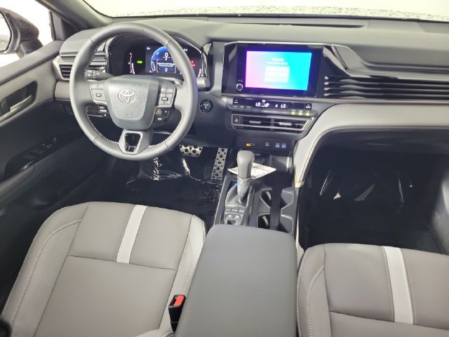 Used 2026 Toyota Camry SE w/ Convenience Package FWD image 14