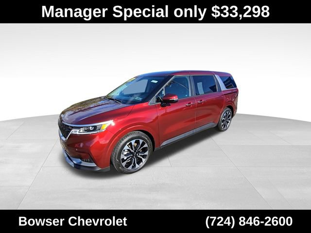 Used 2024 Kia Carnival EX image 4