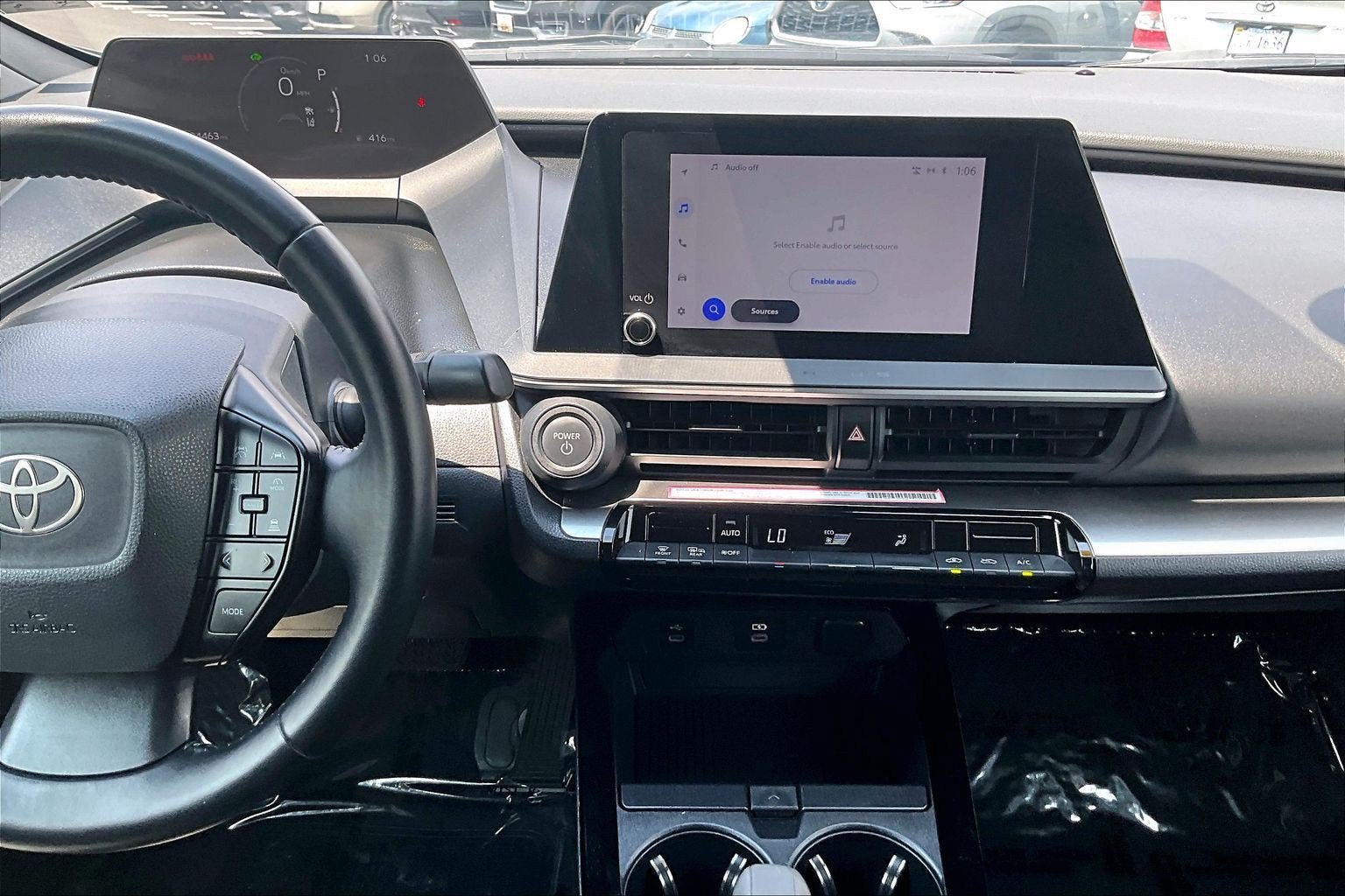 Used 2024 Toyota Prius LE FWD image 6