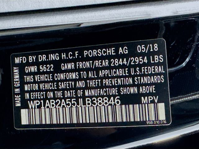 Used 2018 Porsche Macan S image 16