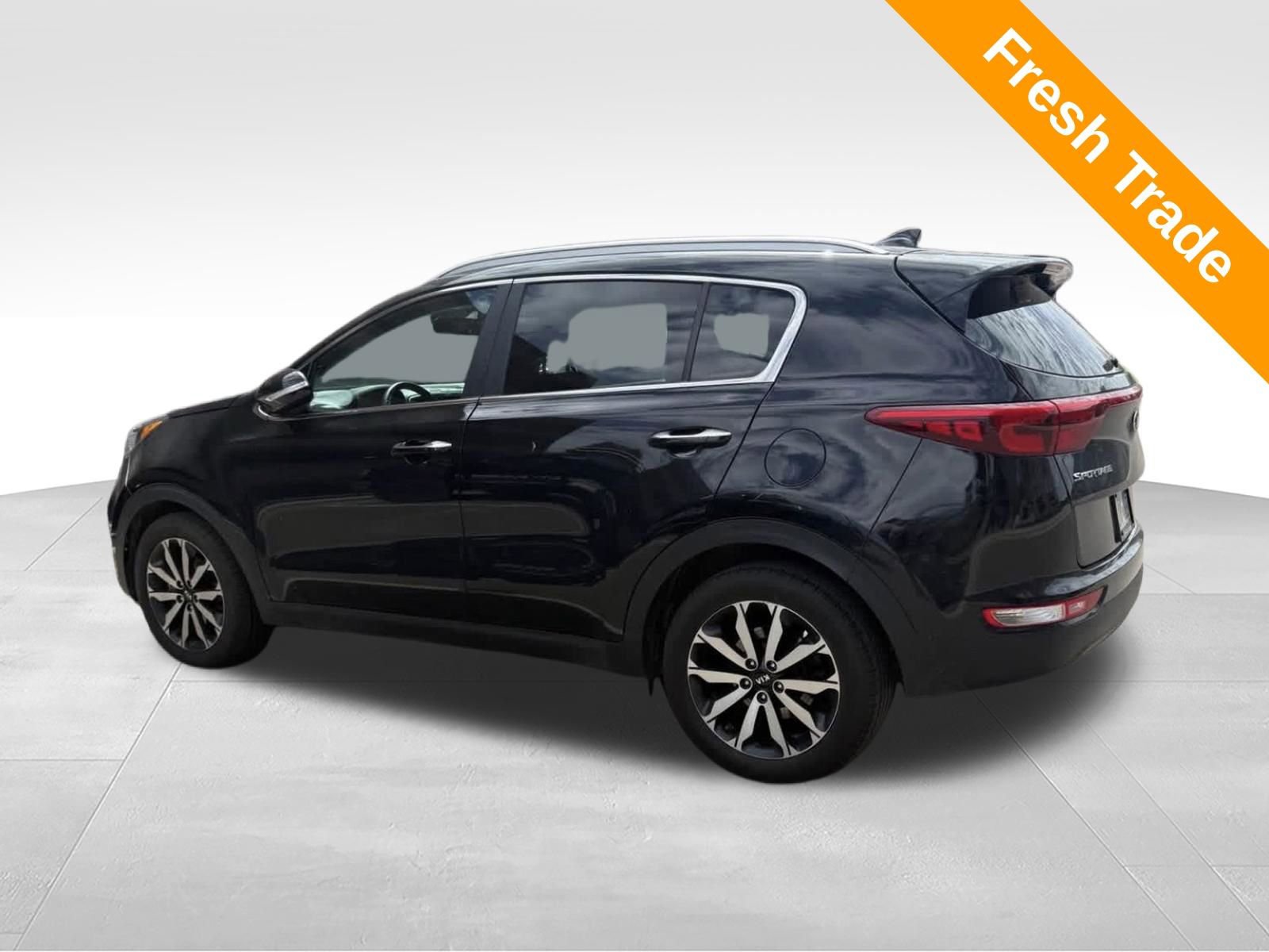 Used 2018 Kia Sportage EX FWD image 1
