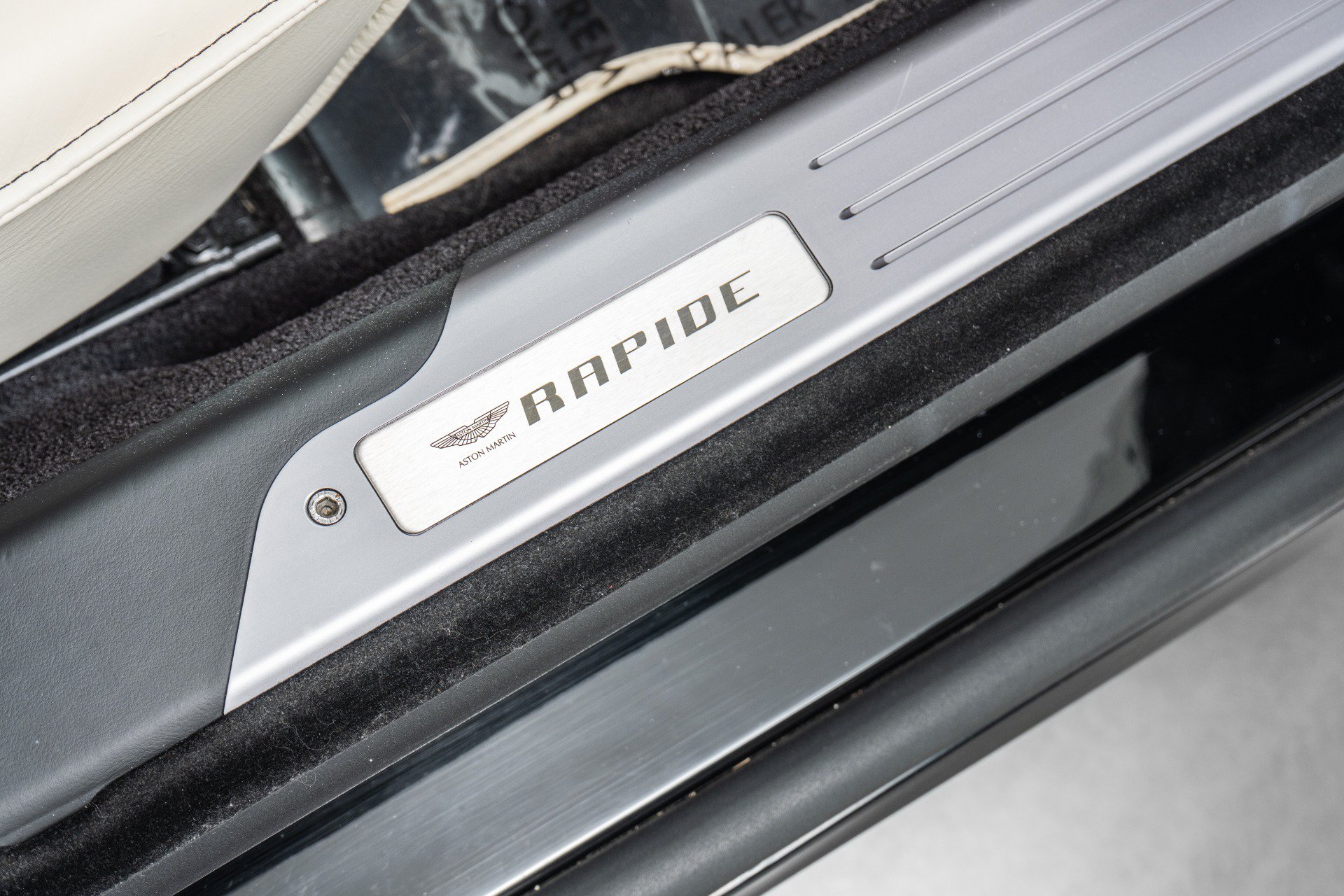 Used 2012 Aston Martin Rapide RWD image 32