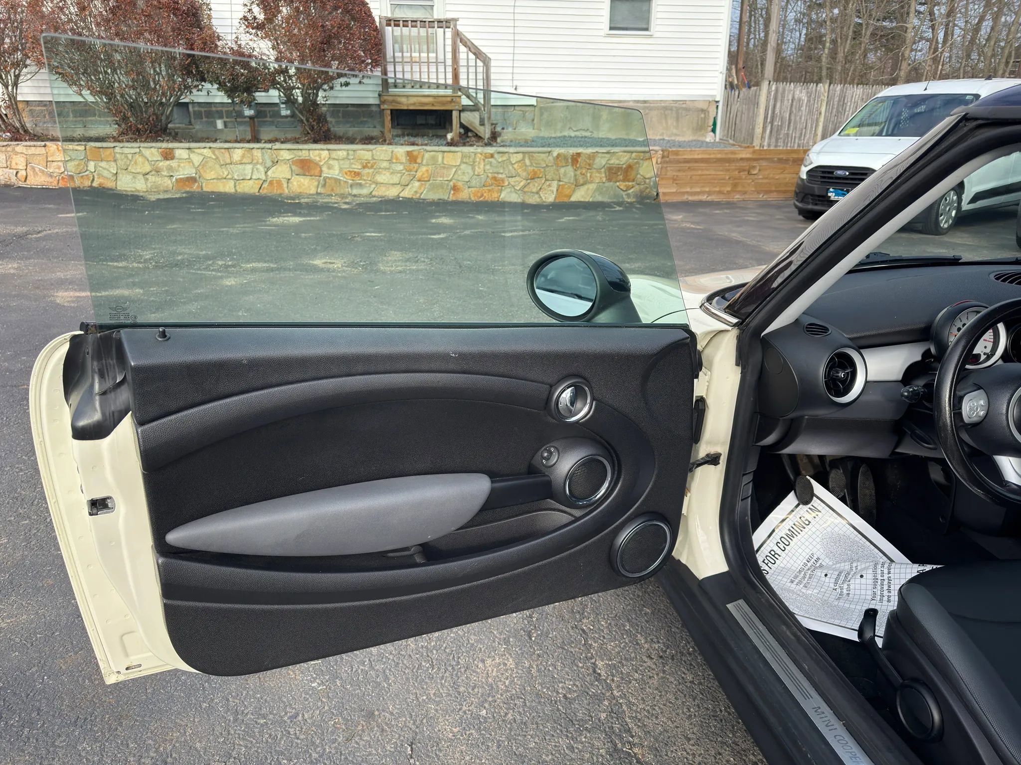 Used 2010 MINI Cooper Hardtop image 15