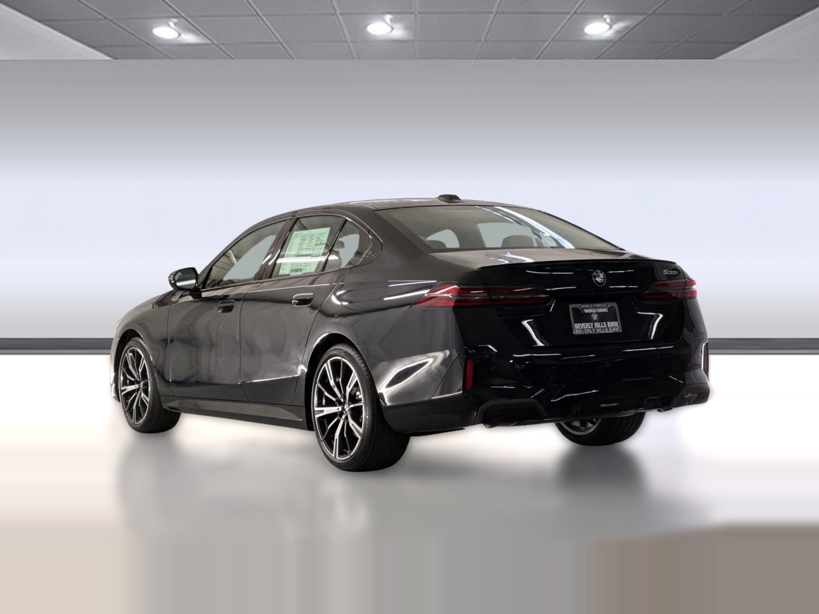Used 2026 BMW 530i w/ M Sport Package RWD image 3