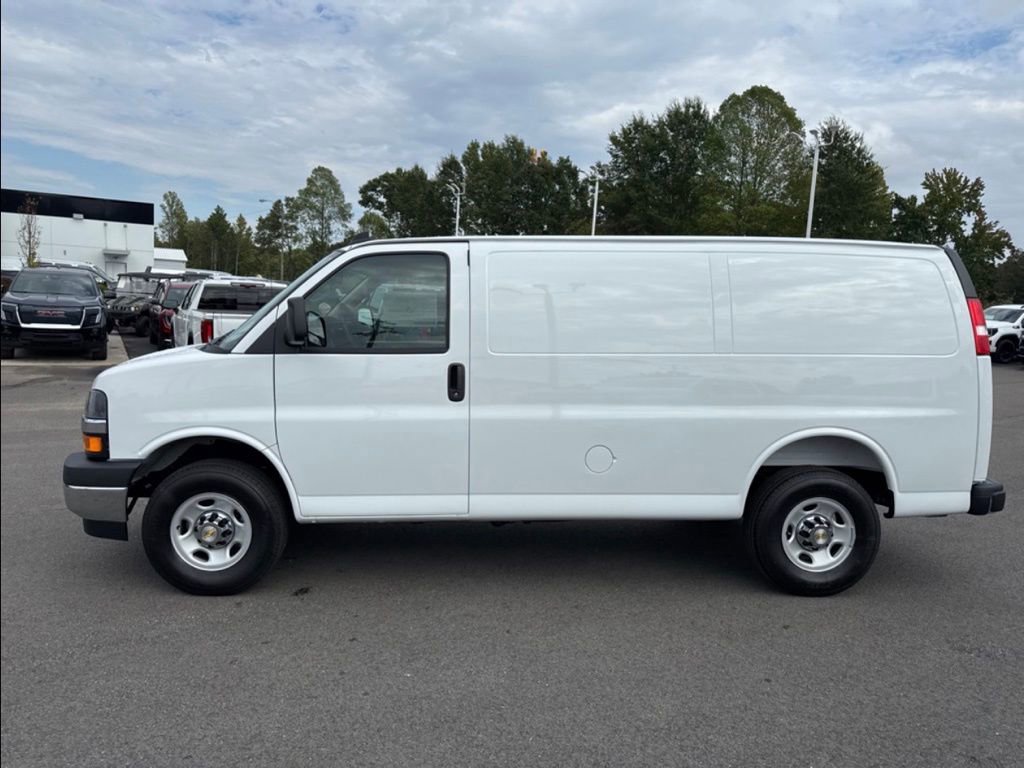 New 2025 Chevrolet Express 3500 Extended w/ Driver Convenience Package image 2