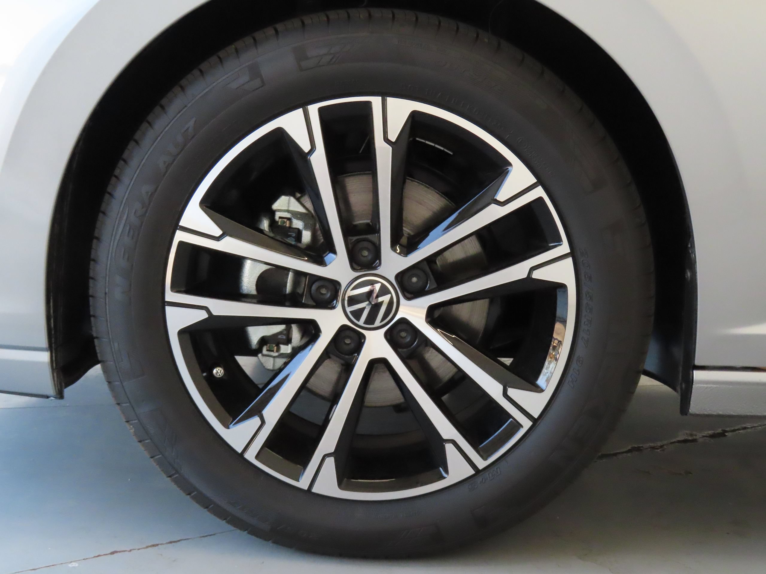 New 2026 Volkswagen Jetta Sport FWD image 25