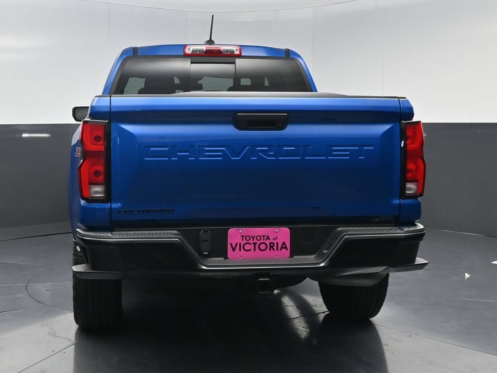 Used 2024 Chevrolet Colorado Z71 w/ Z71 Convenience Package 2 AWD/4WD image 15