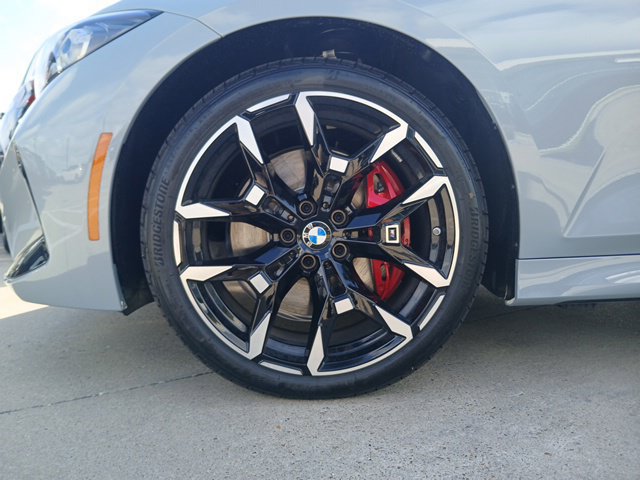 New 2026 BMW 330i Sedan w/ M Sport Package RWD image 5