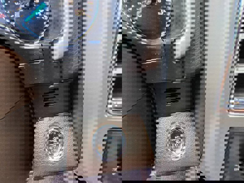 Used 2016 Ford F150 King Ranch w/ Equipment Group 601A Luxury image 24