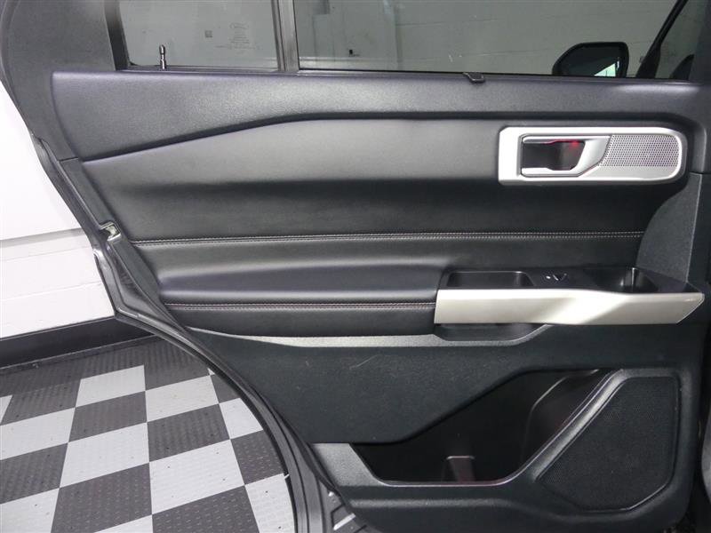 Used 2023 Ford Explorer Limited RWD image 22