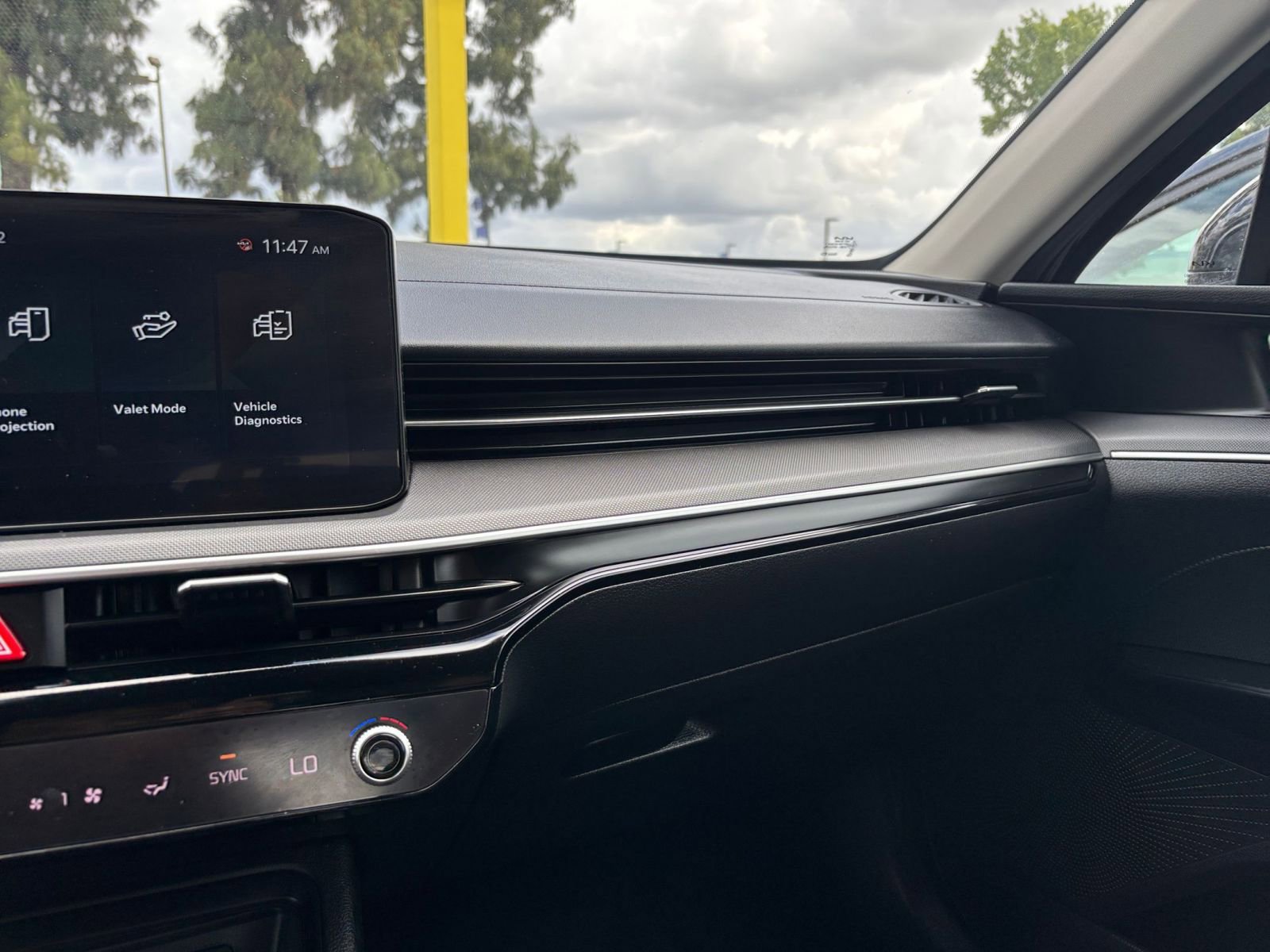 Used 2025 Kia K5 LXS image 33