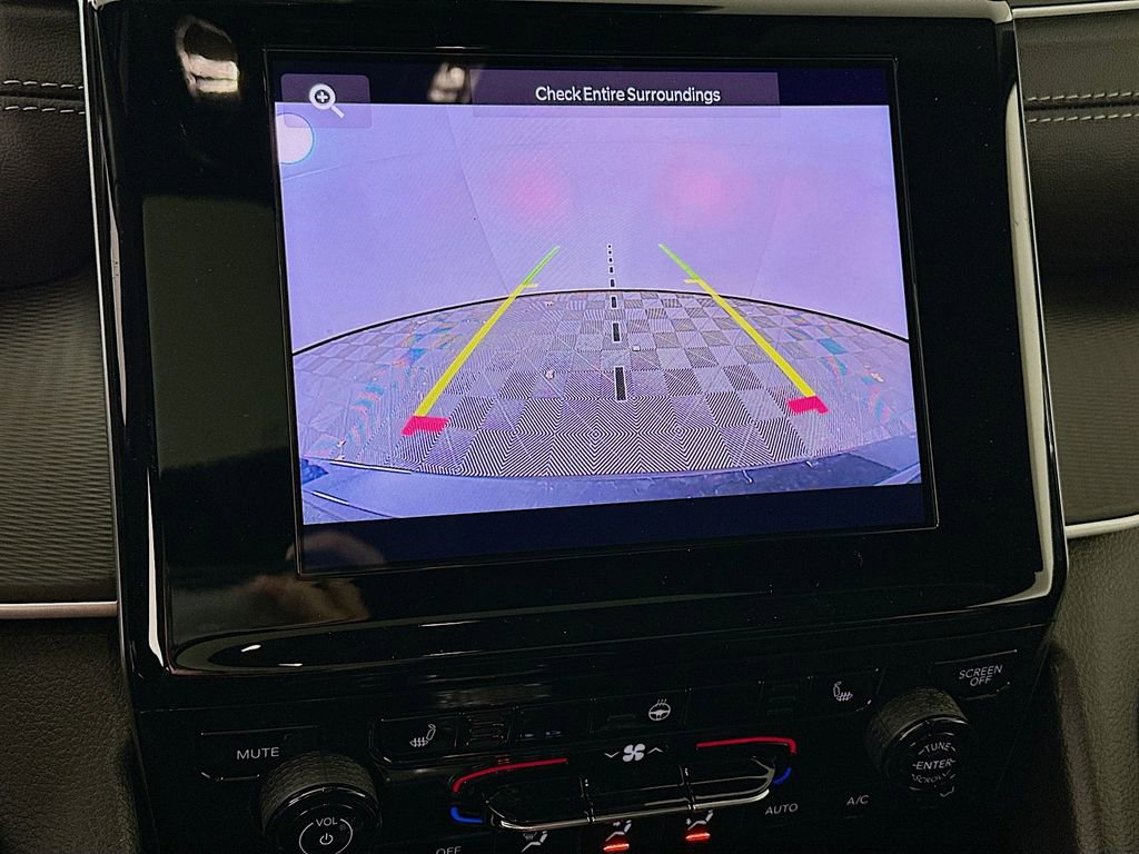 New 2025 Jeep Grand Cherokee L Altitude image 18