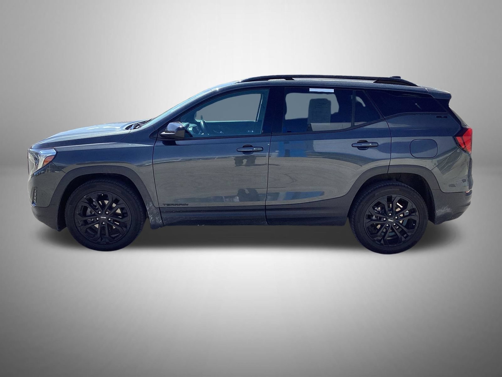 Used 2020 GMC Terrain SLE w/ Driver Convenience Package AWD/4WD image 2
