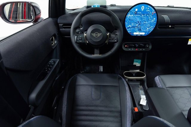 Certified 2026 MINI Cooper 4-Door Hardtop FWD image 3