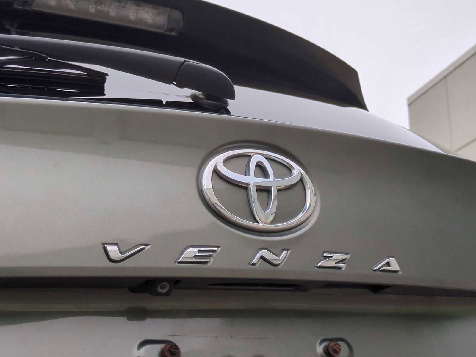 Used 2013 Toyota Venza XLE image 13