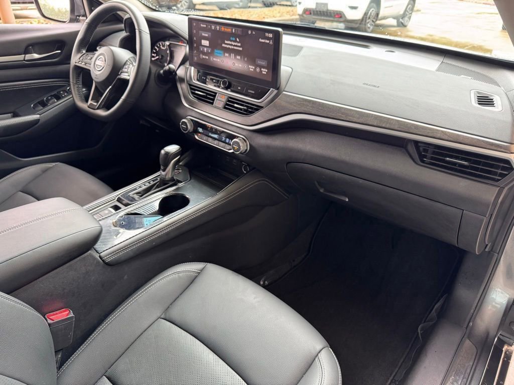 Used 2023 Nissan Altima 2.5 SL FWD image 17
