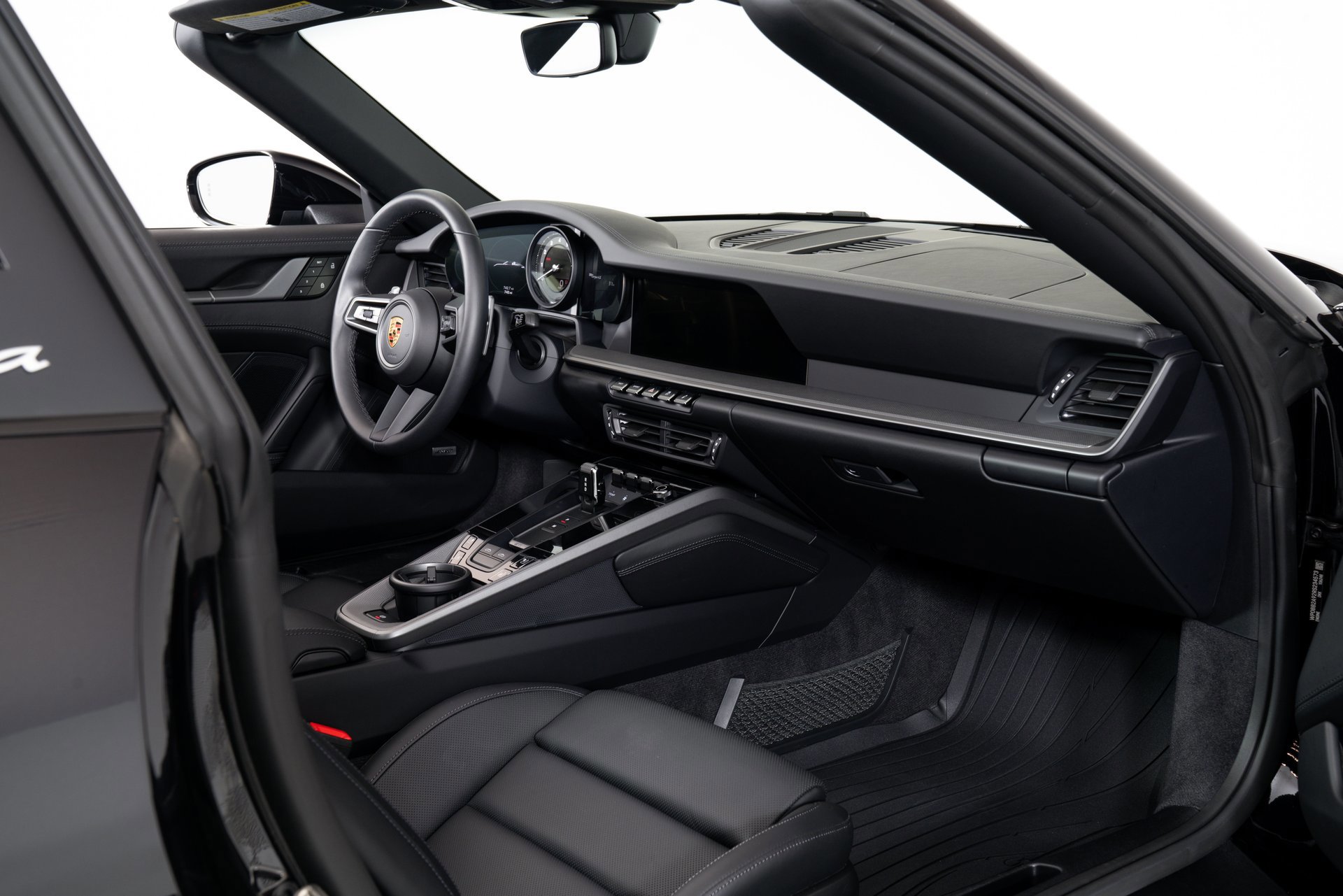 Used 2024 Porsche 911 Targa 4S w/ Premium Package image 8