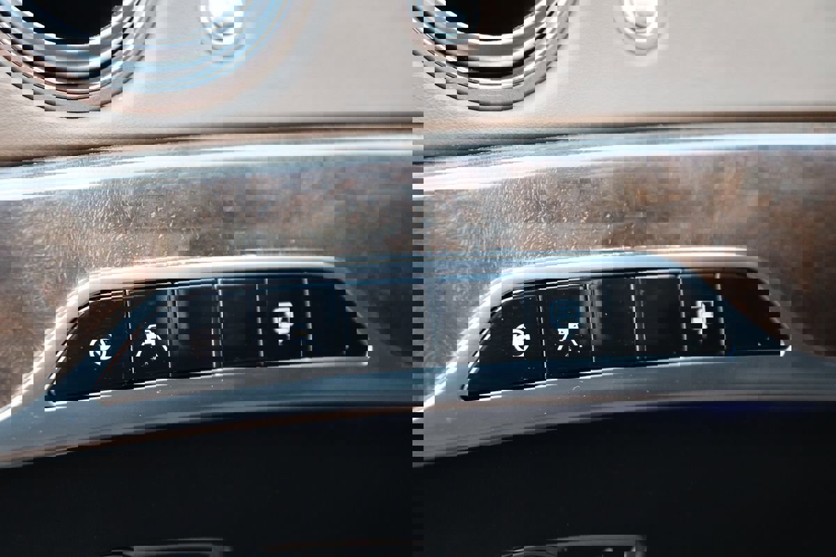 Used 2018 Mercedes-Benz S 560 4MATIC Sedan image 69