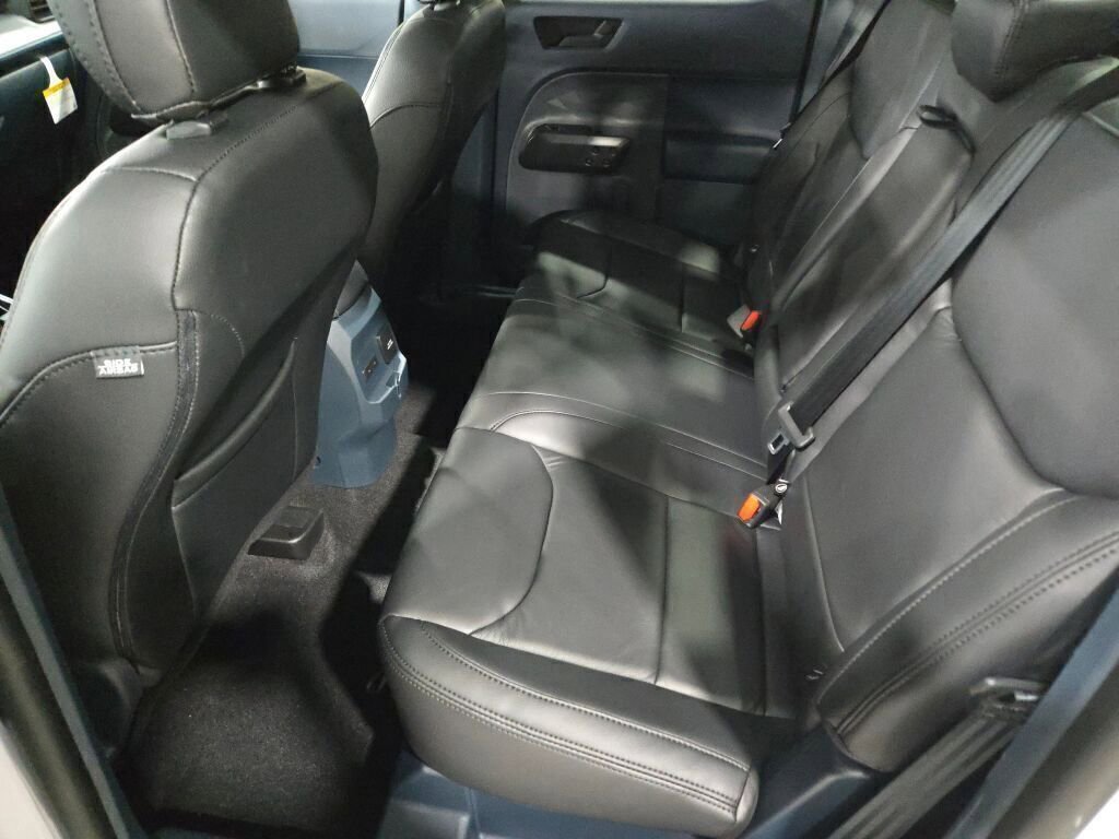 New 2025 Ford Maverick XLT w/ XLT Luxury Package image 18