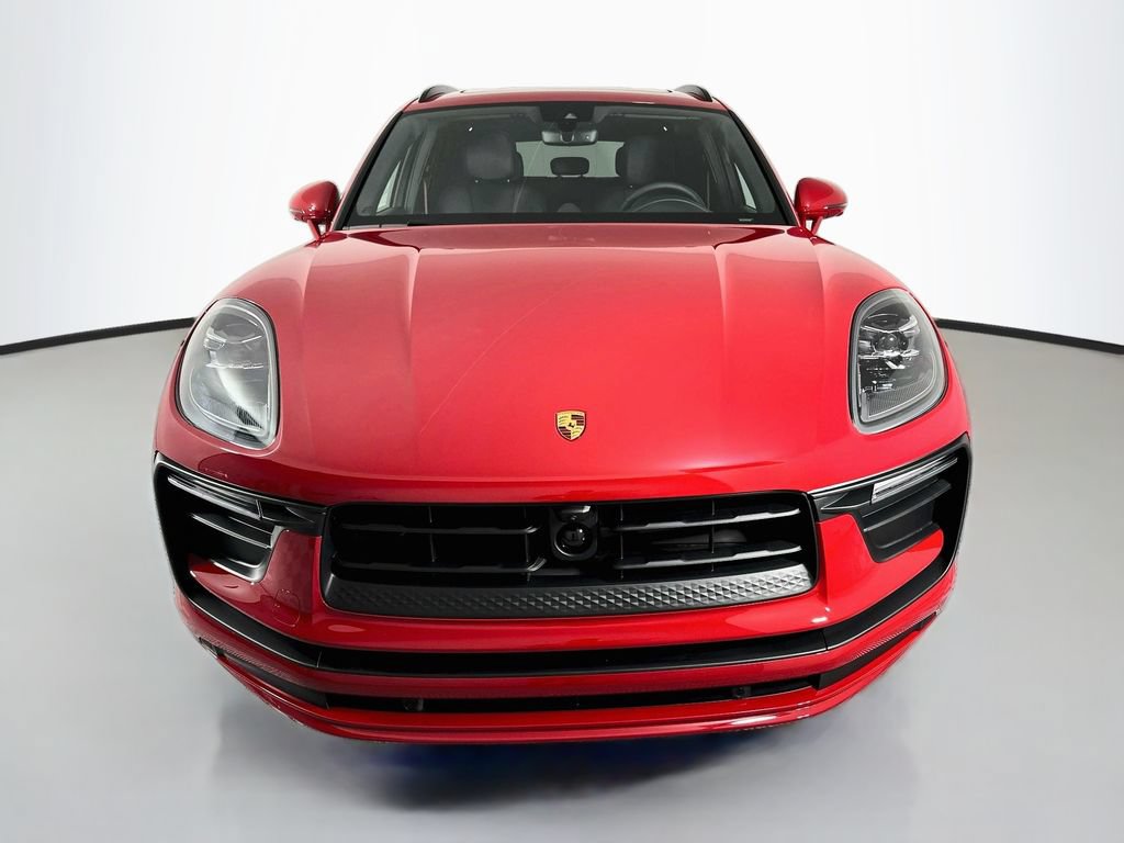 New 2026 Porsche Macan AWD/4WD image 6