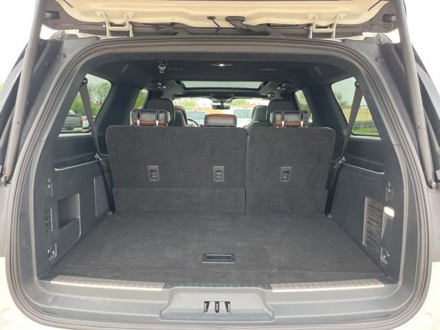 Used 2024 Lincoln Navigator L Reserve image 30