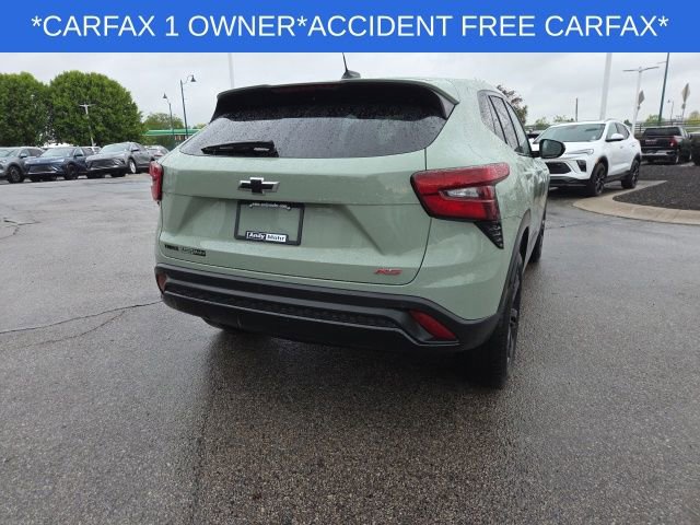 Used 2024 Chevrolet Trax RS w/ Sunroof Package FWD image 19