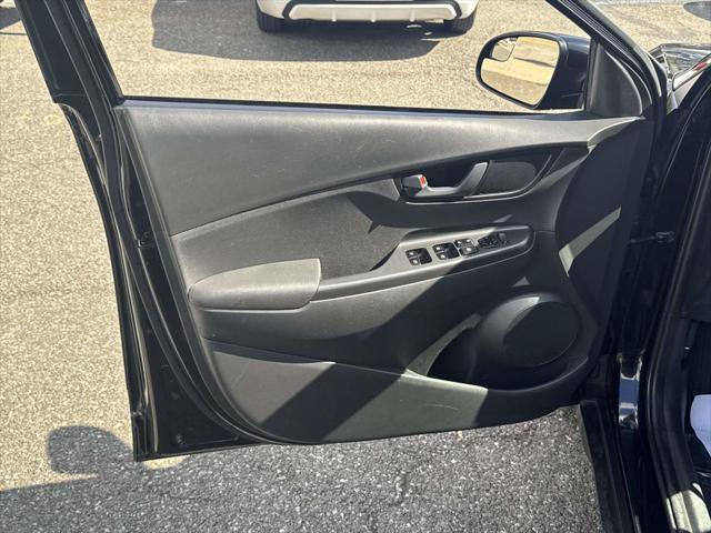 Used 2019 Hyundai Kona SE FWD image 15