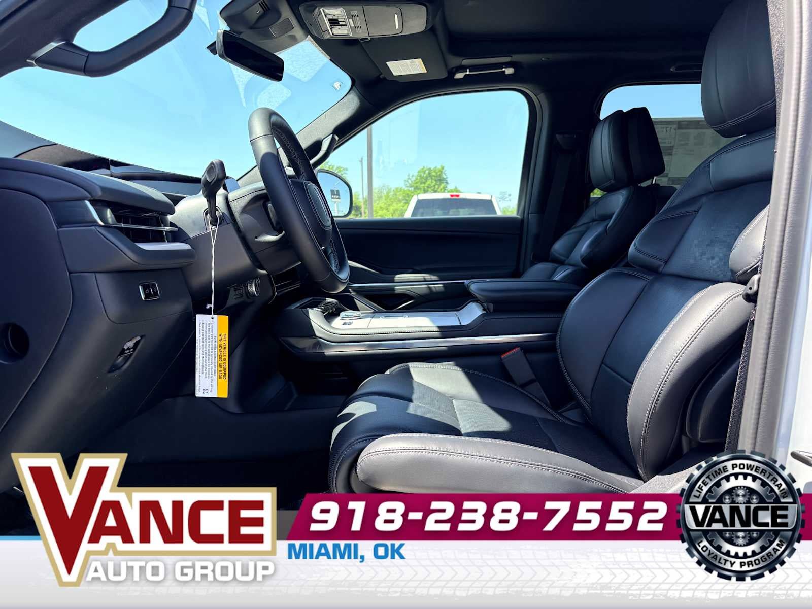 New 2026 Lincoln Navigator L Reserve AWD/4WD image 9