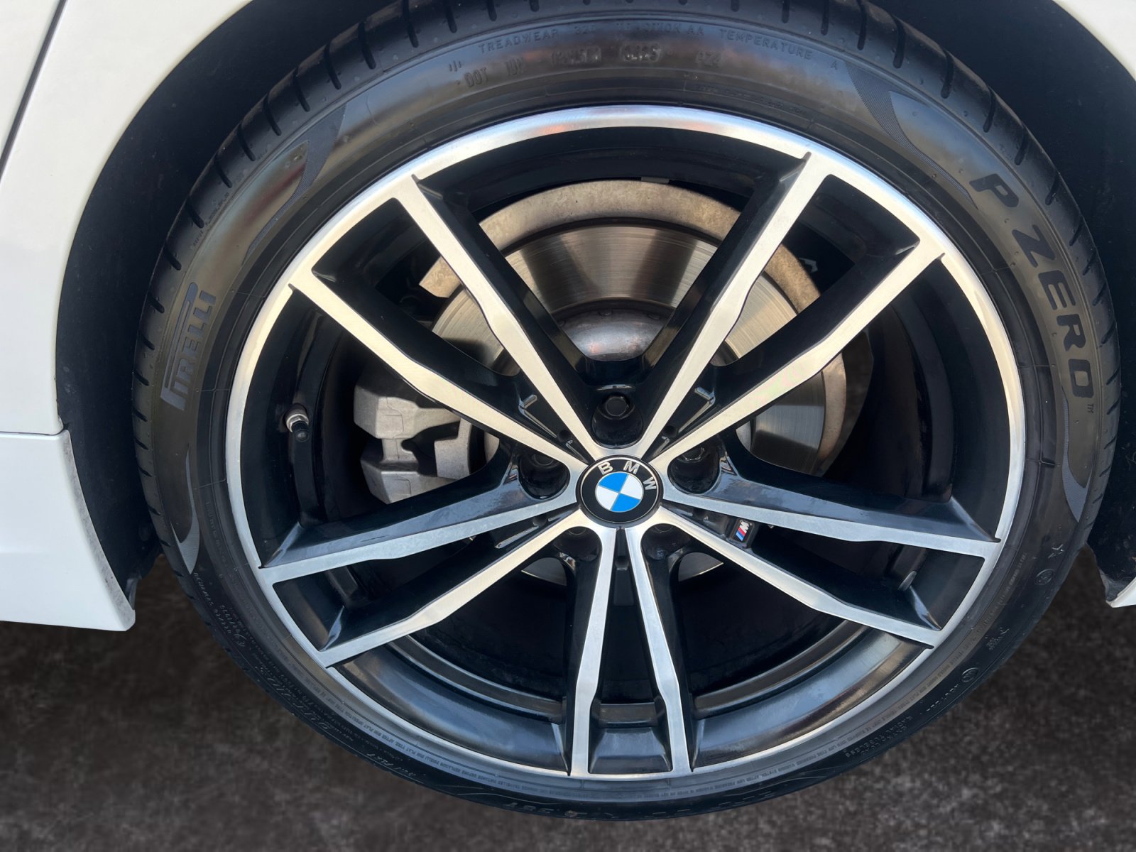 Used 2023 BMW 330i Sedan w/ M Sport Package RWD image 14