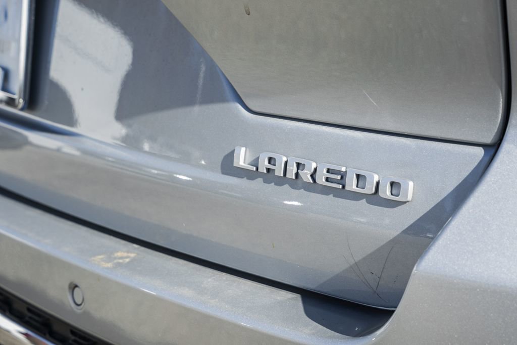 New 2025 Jeep Grand Cherokee Laredo X w/ Luxury Tech Group I image 7