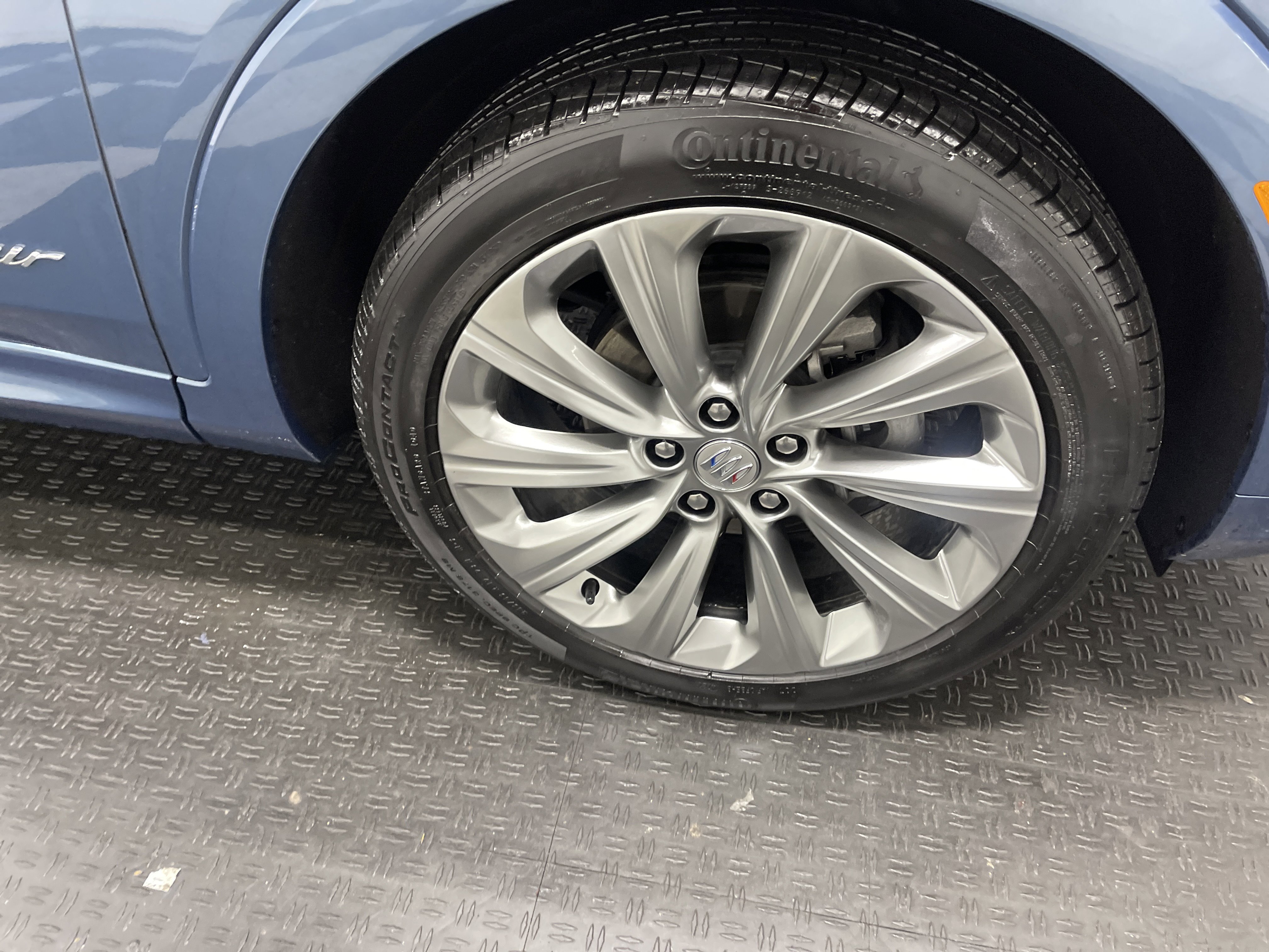 Used 2024 Buick Envista Avenir image 29