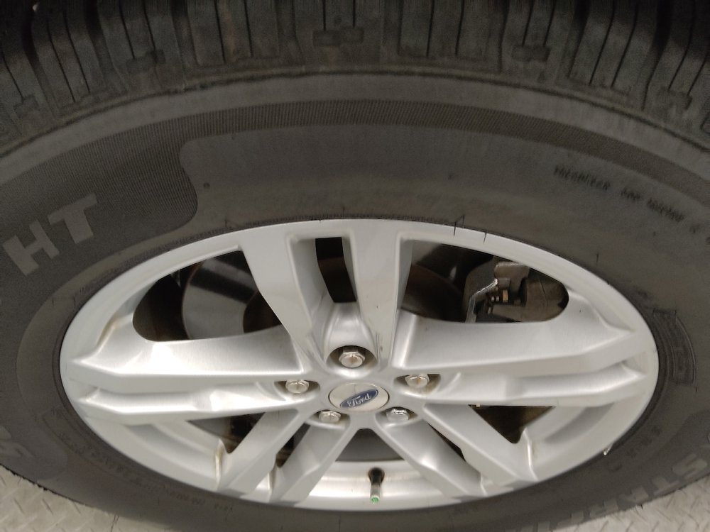 Used 2020 Ford Explorer XLT w/ Equipment Group 202A image 31