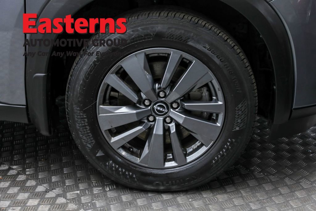 Used 2024 Nissan Pathfinder S image 31