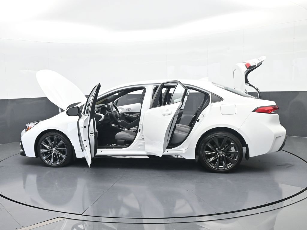 Used 2024 Toyota Corolla SE image 67