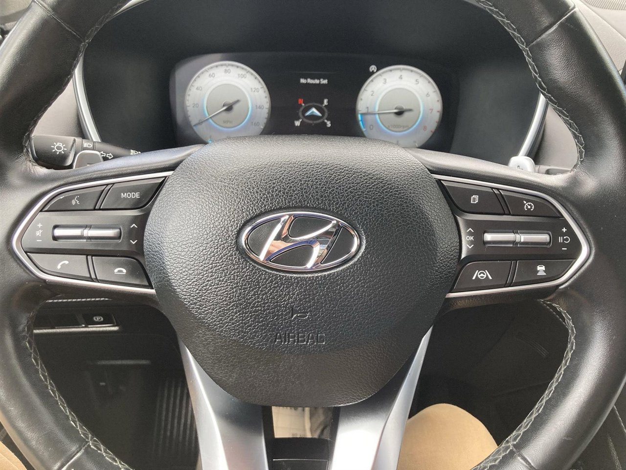 Used 2023 Hyundai Santa Fe Limited image 15