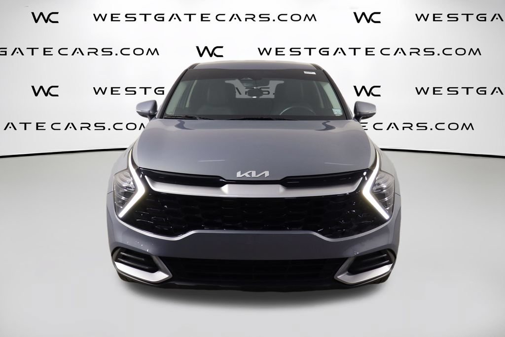 Used 2025 Kia Sportage EX FWD image 2