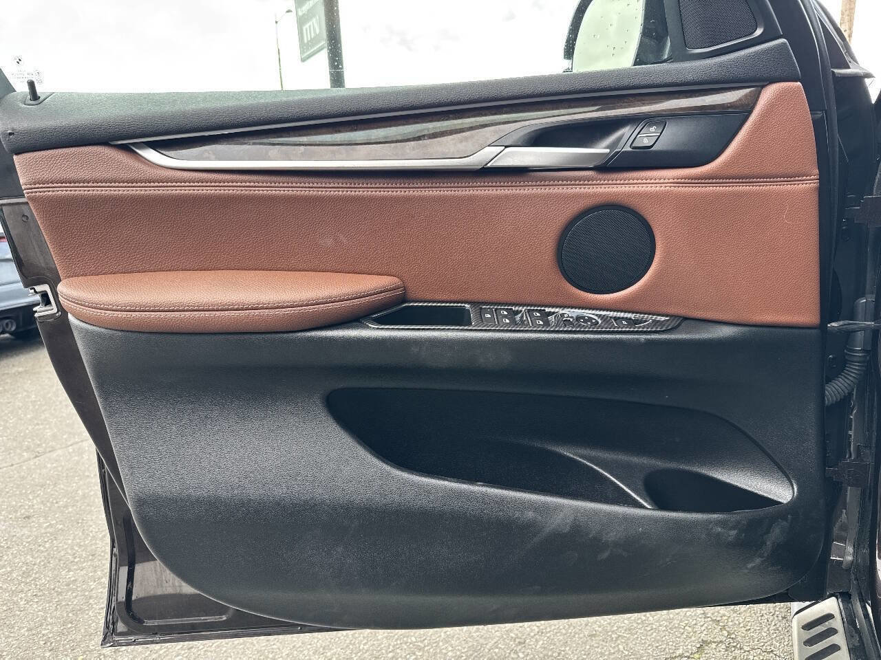 Used 2017 BMW X5 xDrive40e image 31