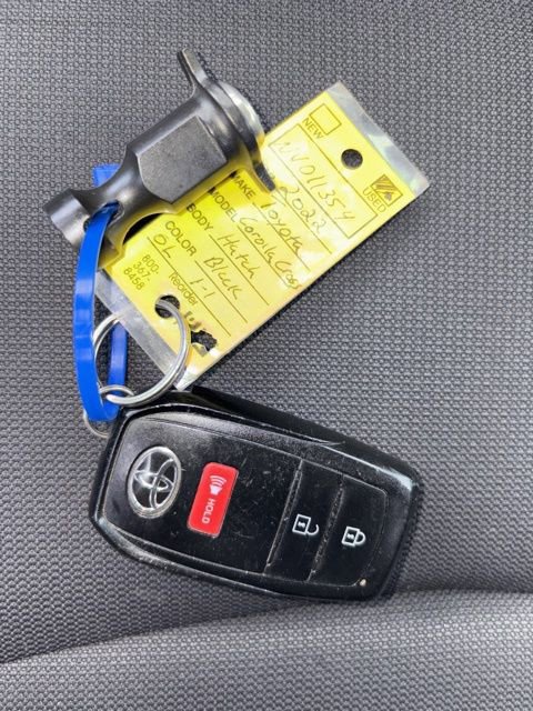 Used 2022 Toyota Corolla Cross LE FWD image 31