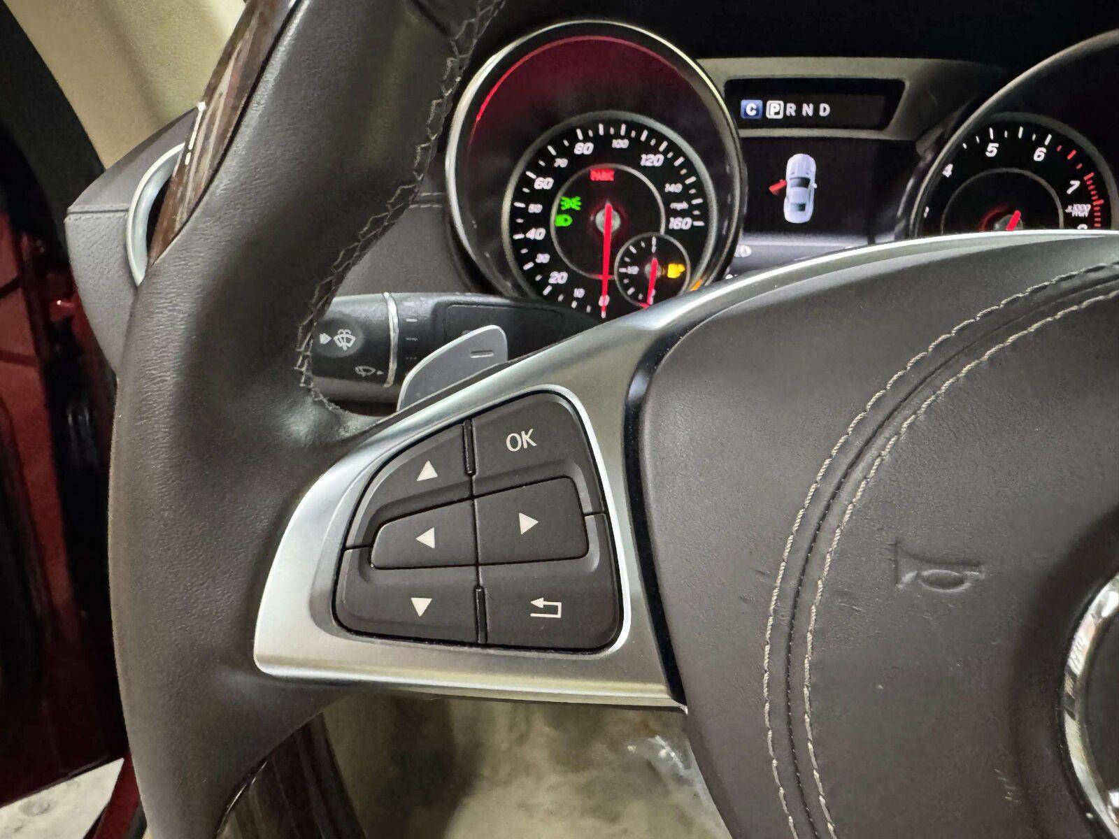 Used 2018 Mercedes-Benz SL 550 image 38