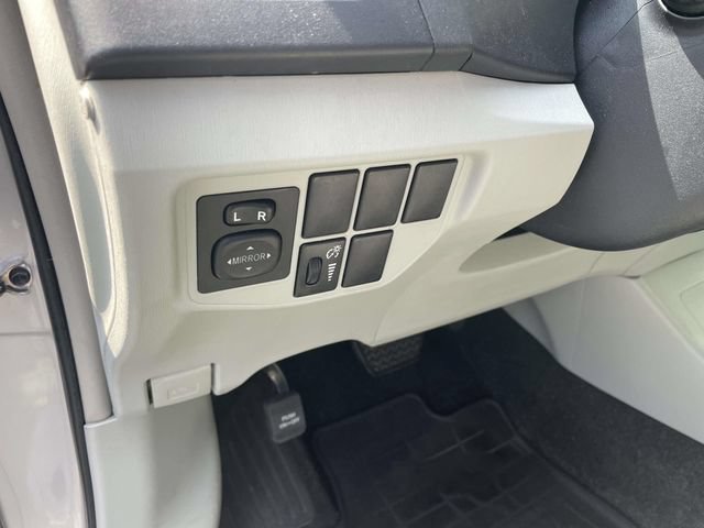 Used 2015 Toyota Prius Two FWD image 21