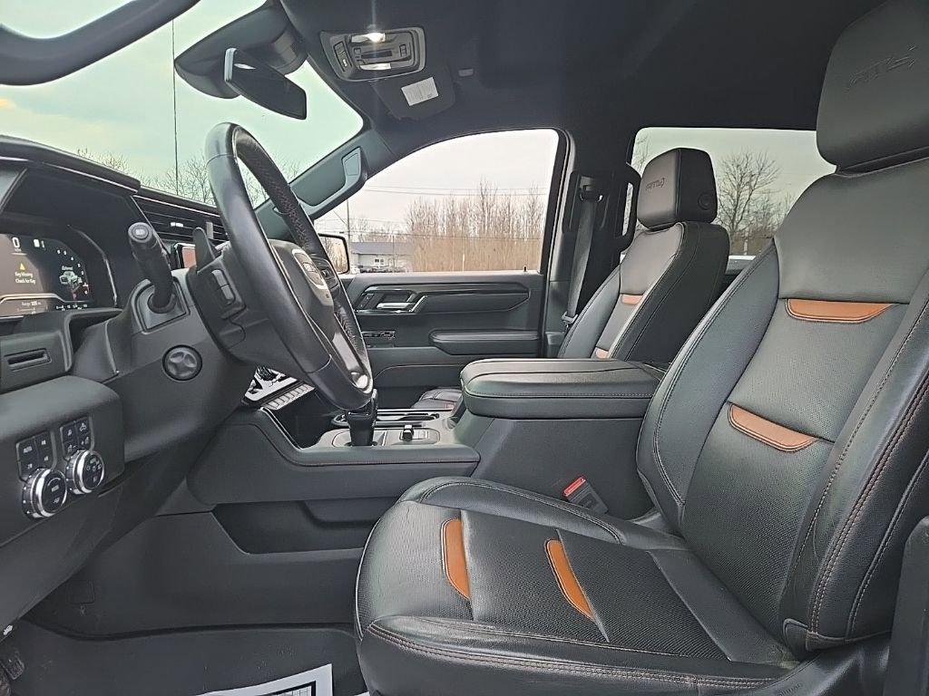 Used 2023 GMC Sierra 1500 AT4 w/ AT4 Premium Package image 12