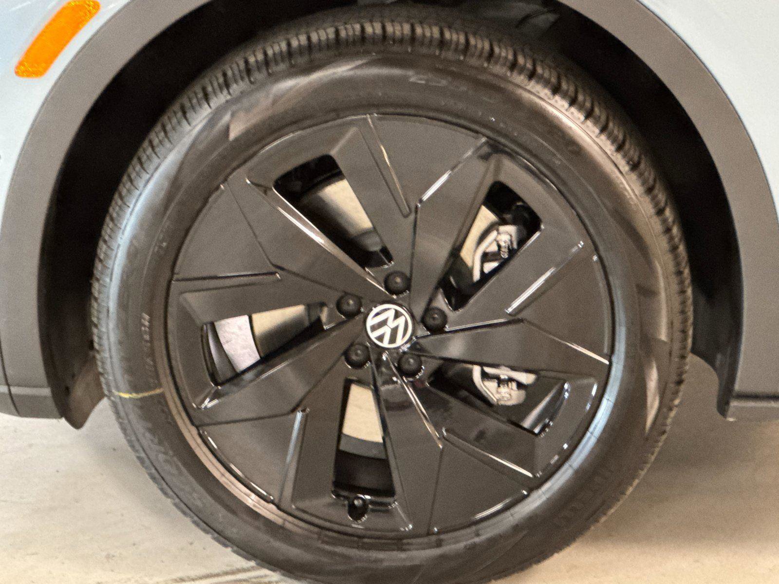 New 2026 Volkswagen ID.4 Pro S AWD/4WD image 24