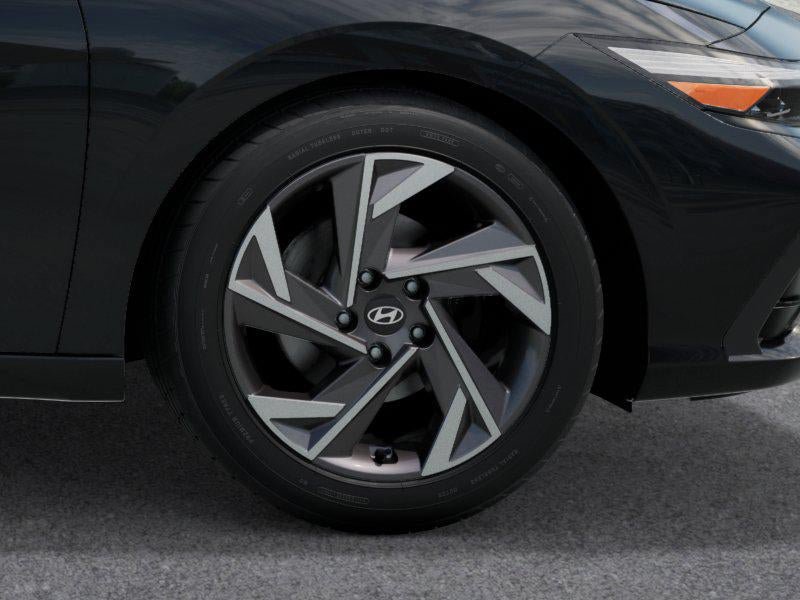 New 2025 Hyundai Elantra SEL FWD image 8