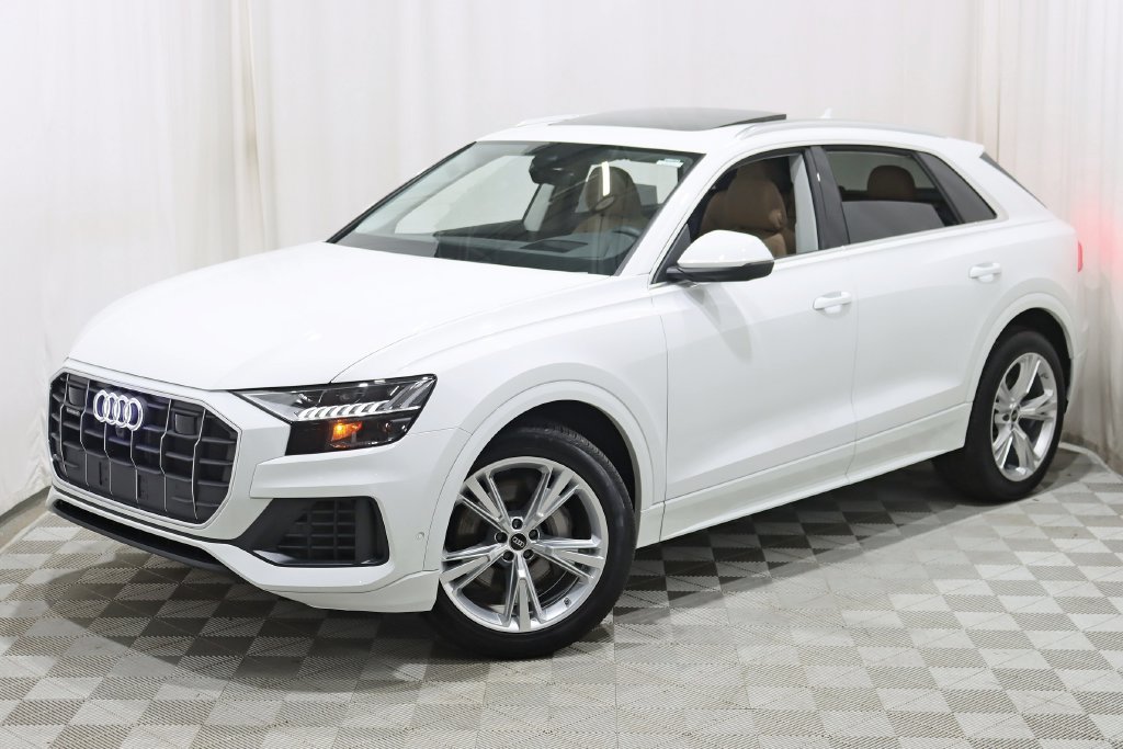 Used 2023 Audi Q8 Prestige AWD/4WD image 7