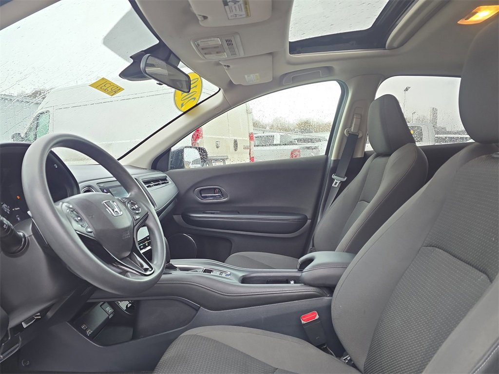 Used 2019 Honda HR-V EX image 11